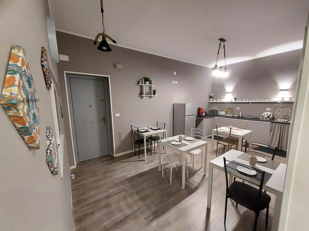 לינה וארוחת בוקר פלרמו La Casa Del Moro - Al Politeama מראה חיצוני תמונה